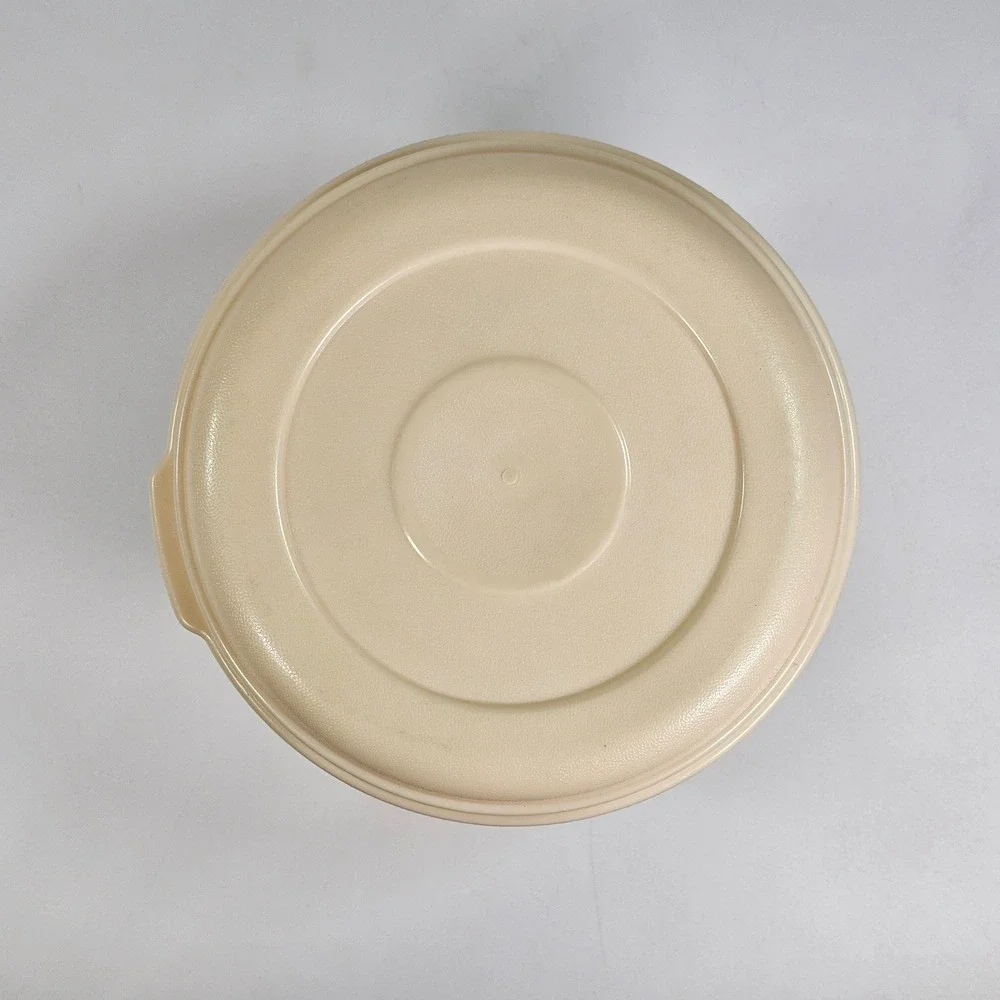 Vtg Rubbermaid Servin Saver 4 Cup Round Food Storage Container Almond 0028 0027